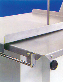 Omcan BS-BR-1880 Tabletop Band Saw with 74″ Blade Length and 0.5 HP Motor, item 10274